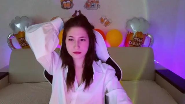 Image 2 of katheri_ne_ Stream on Chaturbate on 25 months ago