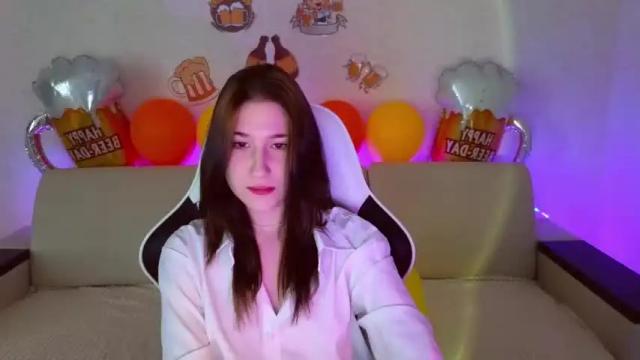 Image 3 of katheri_ne_ Stream on Chaturbate on 25 months ago
