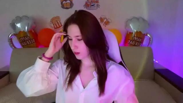 Image 7 of katheri_ne_ Stream on Chaturbate on 25 months ago