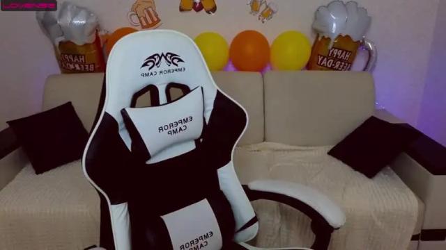 Image 10 of katheri_ne_ Stream on Chaturbate on 25 months ago