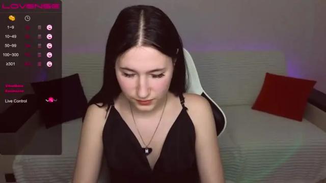 Image 12 of katheri_ne_ Stream on Chaturbate on 24 months ago