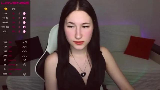Image 3 of katheri_ne_ Stream on Chaturbate on 24 months ago