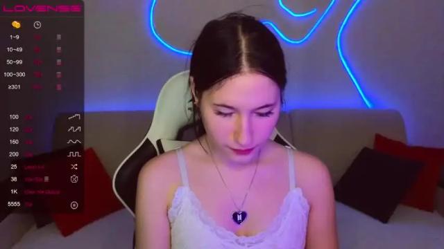 Image 2 of katheri_ne_ Stream on Chaturbate on 24 months ago