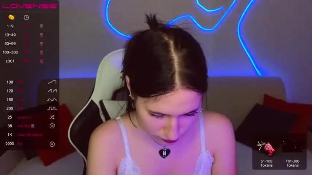 Image 3 of katheri_ne_ Stream on Chaturbate on 24 months ago