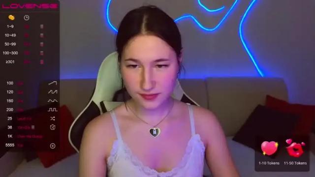 Image 6 of katheri_ne_ Stream on Chaturbate on 24 months ago