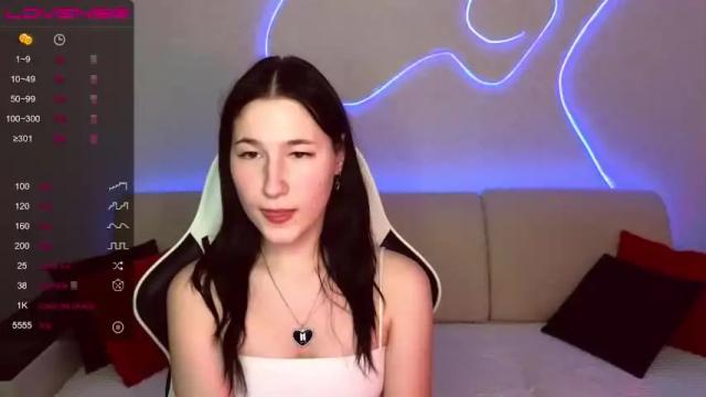 Image 11 of katheri_ne_ Stream on Chaturbate on 24 months ago