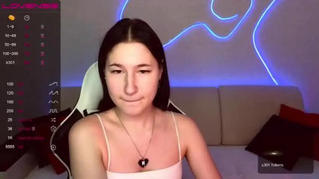 Image 2 of katheri_ne_ Stream on Chaturbate on 24 months ago