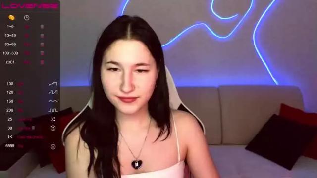 Image 4 of katheri_ne_ Stream on Chaturbate on 24 months ago