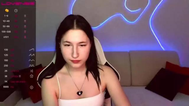 Image 6 of katheri_ne_ Stream on Chaturbate on 24 months ago