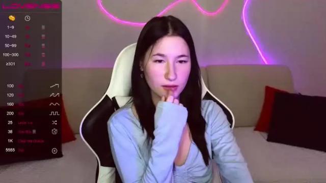 Image 4 of katheri_ne_ Stream on Chaturbate on 24 months ago