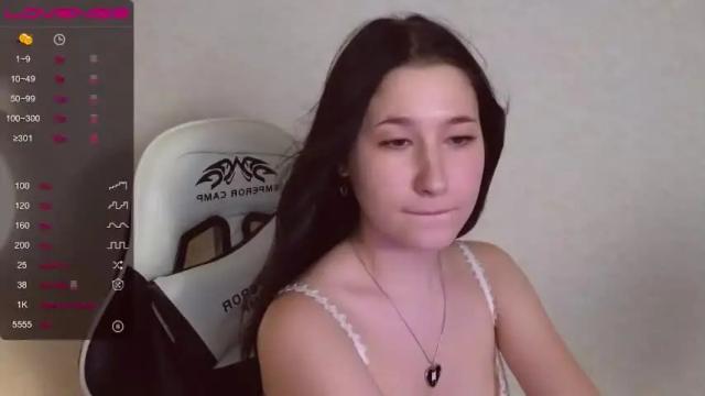 Image 7 of katheri_ne_ Stream on Chaturbate on 23 months ago