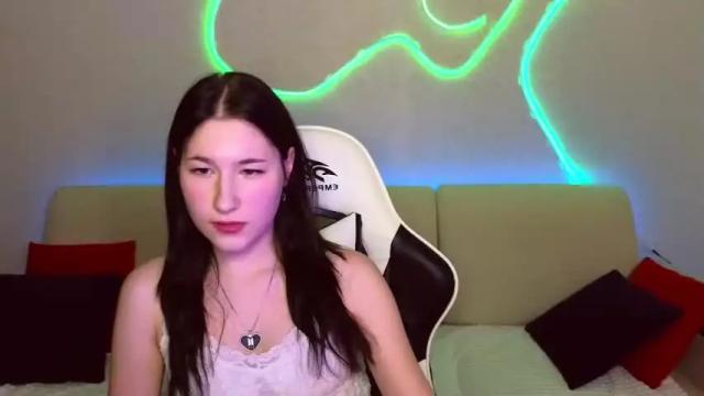 Image 2 of katheri_ne_ Stream on Chaturbate on 23 months ago