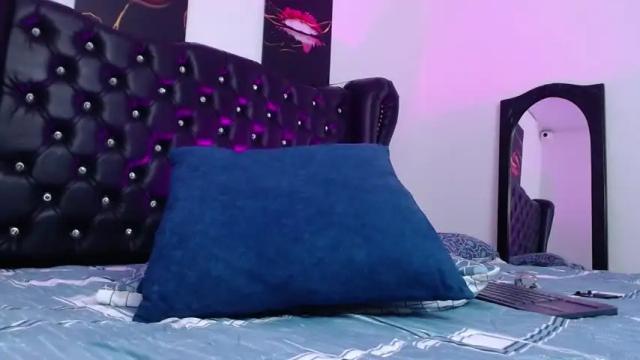 Image 10 of katheriine27 Stream on Chaturbate on 17 months ago
