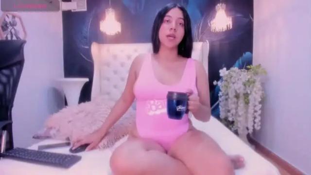 Image 10 of katherin_carter Stream on Chaturbate on 18 months ago