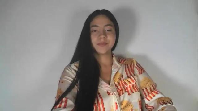 Image 12 of katherin_carter Stream on Chaturbate on 6 months ago