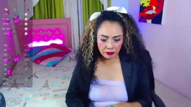 Image 4 of katherin_castillo Stream on Chaturbate on 13 months ago