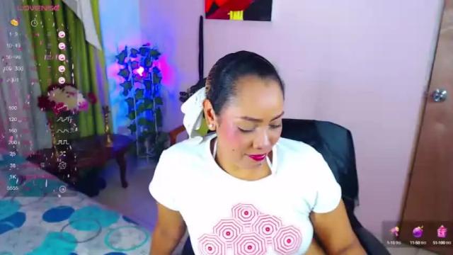 Image 10 of katherin_castillo Stream on Chaturbate on 12 months ago