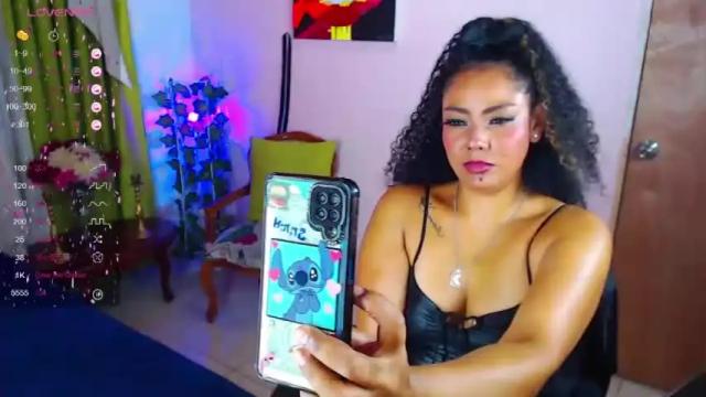 Image 8 of katherin_castillo Stream on Chaturbate on 12 months ago
