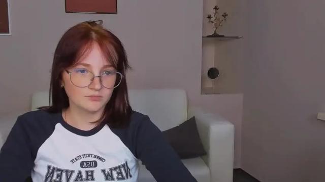 Image 4 of katherine_honey Stream on Chaturbate on 17 months ago