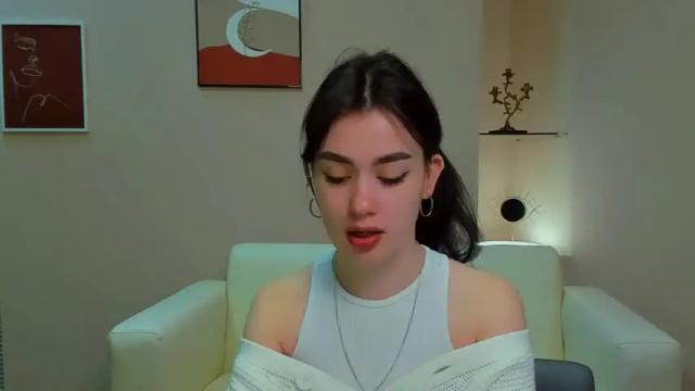 Image 10 of katherine_honey Stream on Chaturbate on 16 months ago