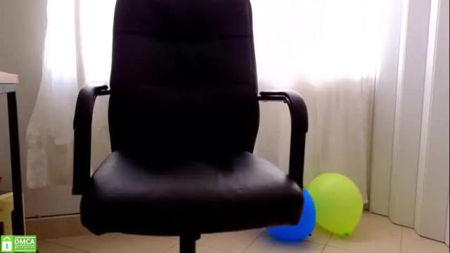 Image 11 of katherinepeti Stream on Chaturbate on 2 months ago