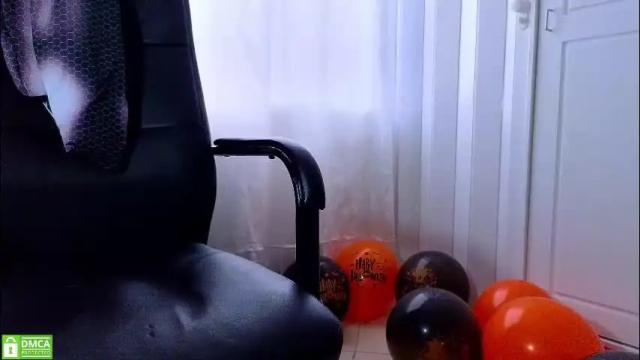 Image 10 of katherinepeti Stream on Chaturbate on 15 days ago