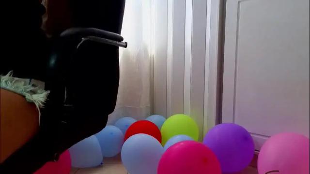 Image 2 of katherinepeti Stream on Chaturbate on 1 month ago