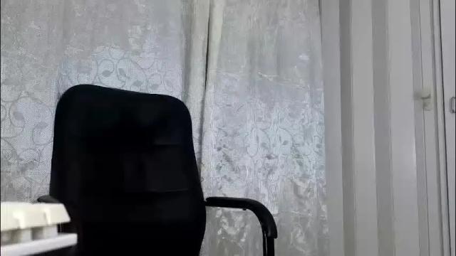 Image 3 of katherinepeti Stream on Chaturbate on 17 days ago