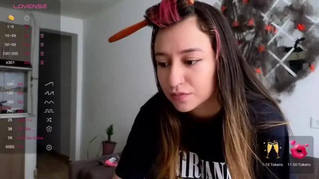 Image 6 of katherinepetite_ Stream on Chaturbate on 19 months ago