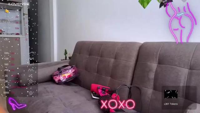Image 2 of katherinepetite_ Stream on Chaturbate on 19 months ago