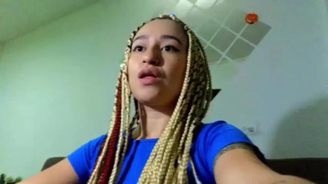 Image 12 of katherinepetite_ Stream on Chaturbate on 18 months ago