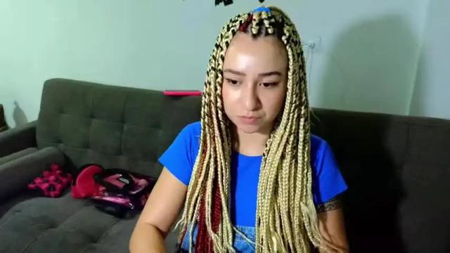 Image 3 of katherinepetite_ Stream on Chaturbate on 18 months ago