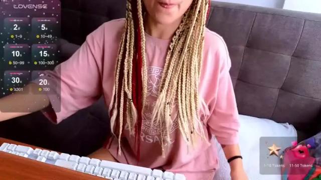 Image 6 of katherinepetite_ Stream on Chaturbate on 18 months ago