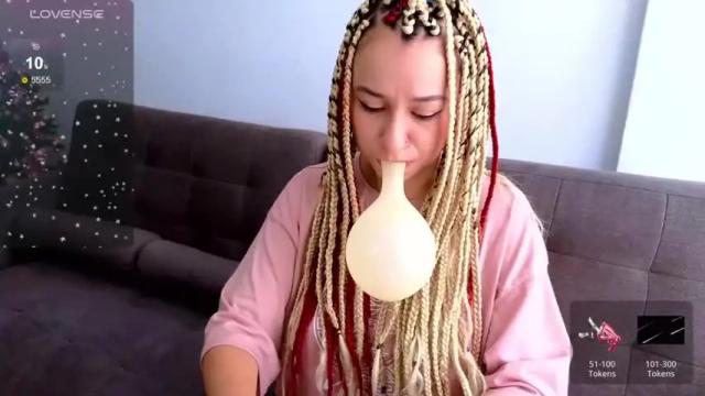 Image 8 of katherinepetite_ Stream on Chaturbate on 18 months ago