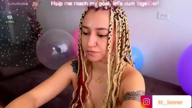 Image 11 of katherinepetite_ Stream on Chaturbate on 18 months ago