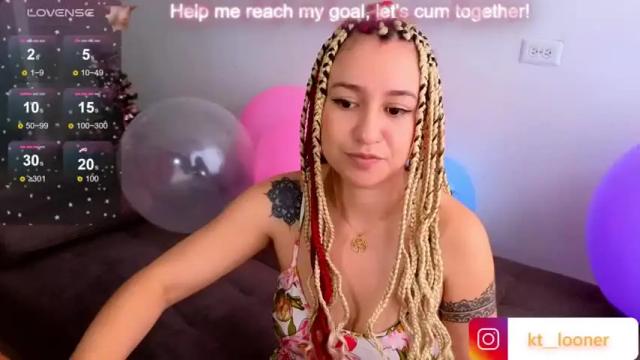 Image 12 of katherinepetite_ Stream on Chaturbate on 18 months ago