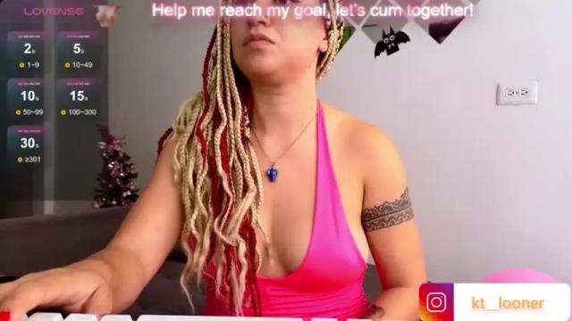 Image 8 of katherinepetite_ Stream on Chaturbate on 18 months ago