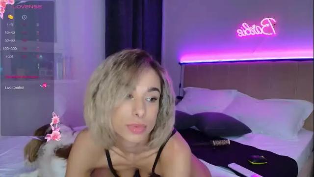 Image 7 of katherinepinke Stream on Chaturbate on 1 month ago