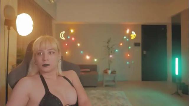 Image 10 of katherynlin Stream on Chaturbate on 1 month ago