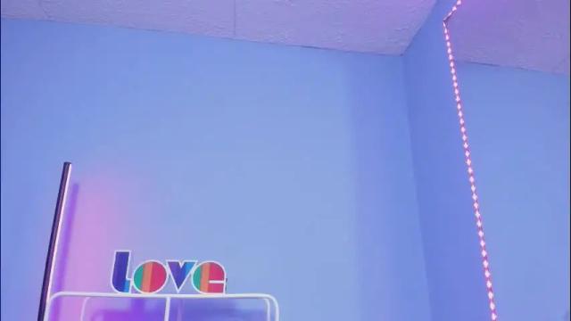 Image 7 of kathia_saenz Stream on Chaturbate on 2 months ago