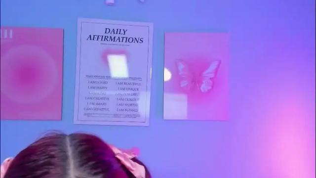 Image 7 of kathia_saenz Stream on Chaturbate on 6 days ago