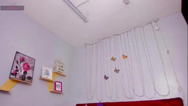 Image 7 of kathina_giraldo Stream on Chaturbate on 1 month ago