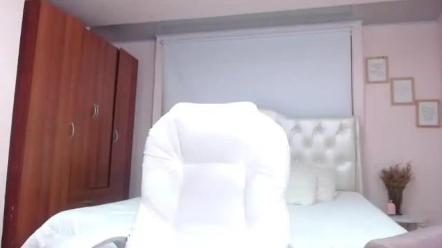 Image 7 of kathryn_lee Stream on Chaturbate on 13 months ago