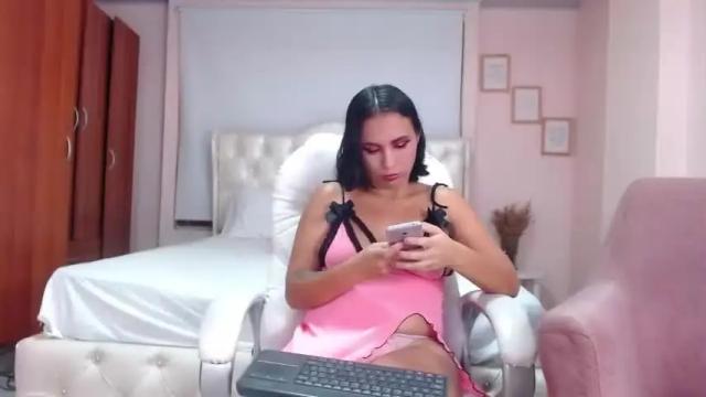 Image 8 of kathryn_lee Stream on Chaturbate on 13 months ago