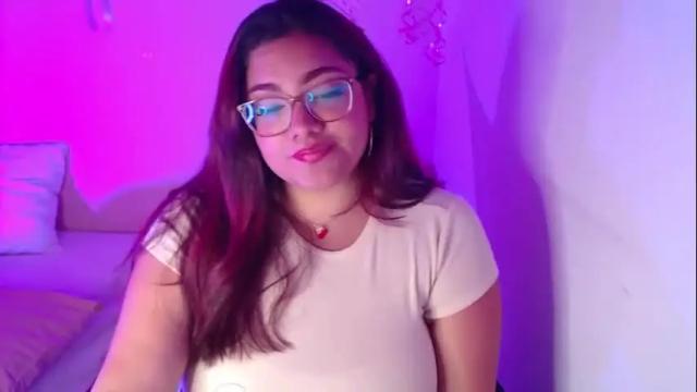 Image 6 of kathygonzalez_ Stream on Chaturbate on 6 days ago