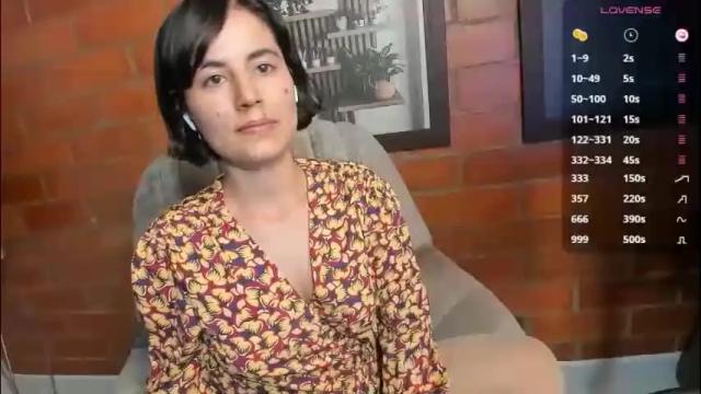 Image 2 of katia_12_ Stream on Chaturbate on 1 month ago