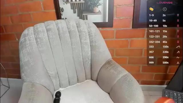 Image 3 of katia_12_ Stream on Chaturbate on 1 month ago