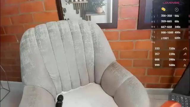 Image 4 of katia_12_ Stream on Chaturbate on 1 month ago