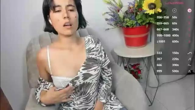 Image 2 of katia_12_ Stream on Chaturbate on 26 days ago