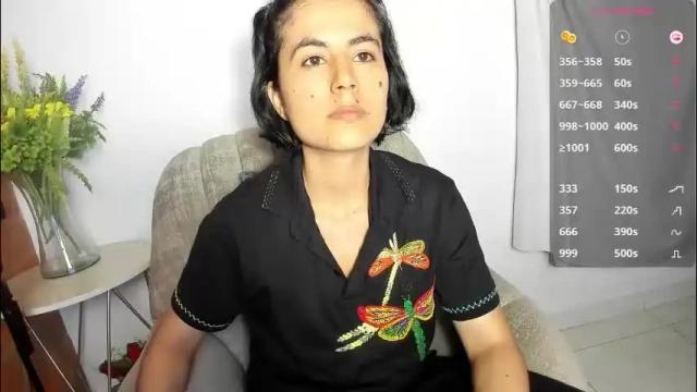 Image 2 of katia_12_ Stream on Chaturbate on 5 days ago
